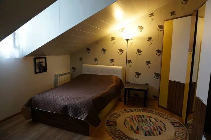 1/8 + 1/8 квартиры. Московский проспект 93/2 воронеж. Квадратный метр балашов. Квартира 5х8 планировка. Метр пола магазин напольных покрытий.