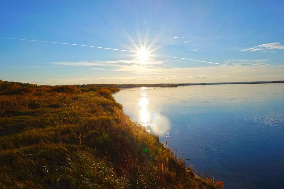На заре караоке. Навстречу утренней заре по ангаре. По ангаре. Навстречу утренней заре по ангаре. Навстречу утренней заре по ангаре.