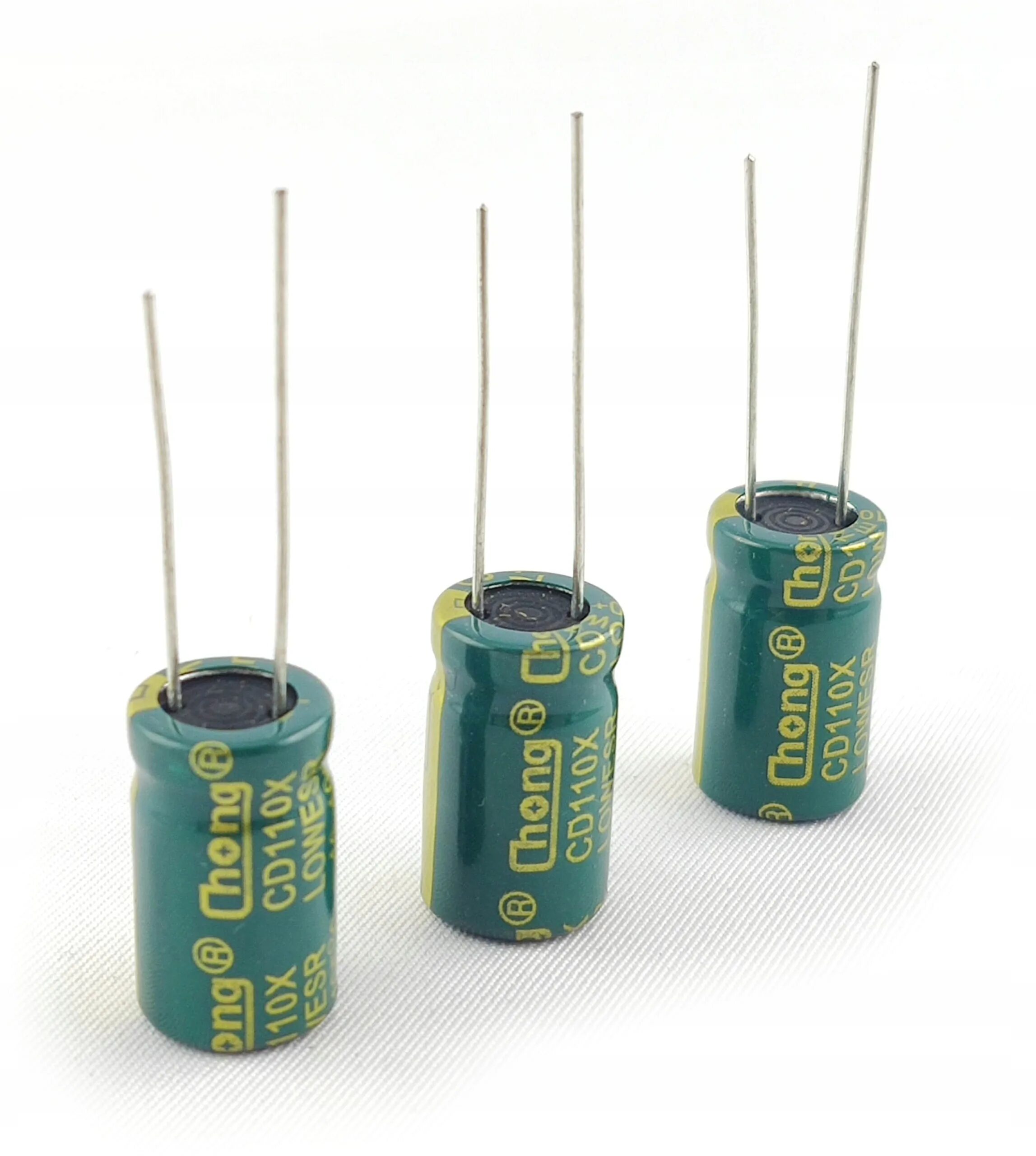 Конденсатор 150 мкф 250в. Конденсатор 35вх470мкф yageo sa035m0470b5s-1019. Конденсатор 470 мкф. Конденсатор электролитический 470мкф 25в capxon. Электролитических конденсатора 470мкф 16в.