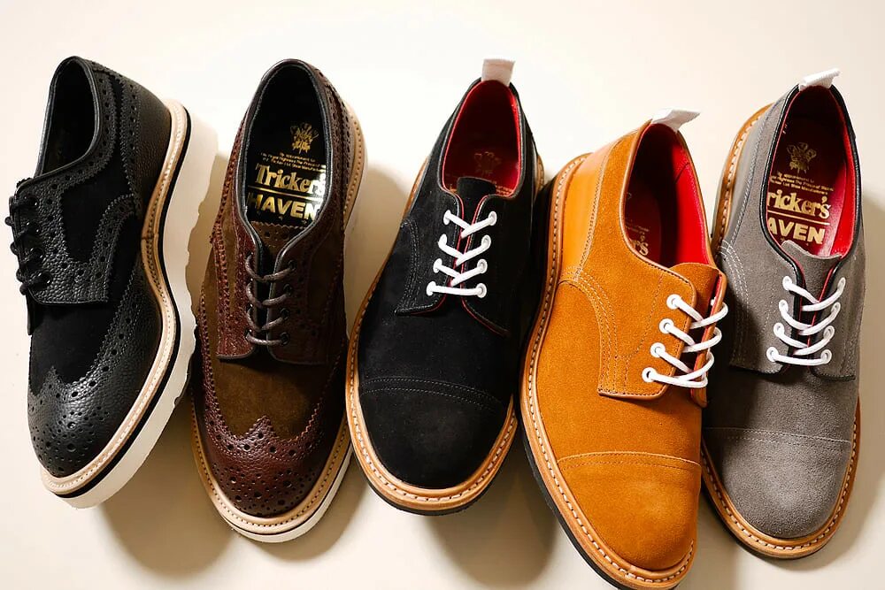 Обувь мужская бренды. Британские бренды обуви. Английская мужская обувь. Английские ботинки мужские бренды.