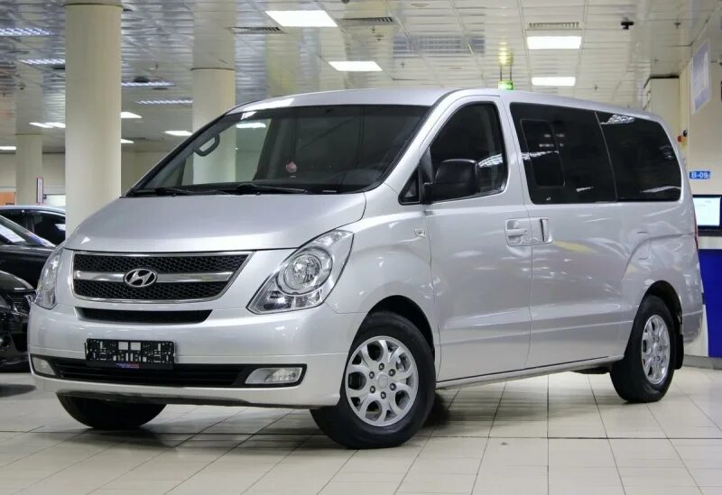 Автомобиль h 1. Hyundai Starex h1. Hyundai h-1. Hyundai h1 2. Минивэн Hyundai h1.