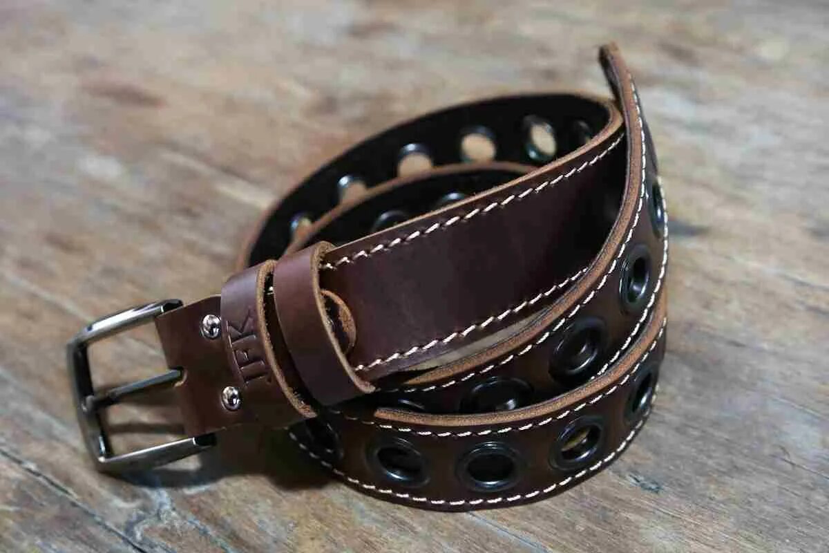 Мужской кожаный ремень спб. Ремень Leather Belt JK 2000. Leather Belt ремни. Ремень ручной работы. Ремень мужской кожаный.