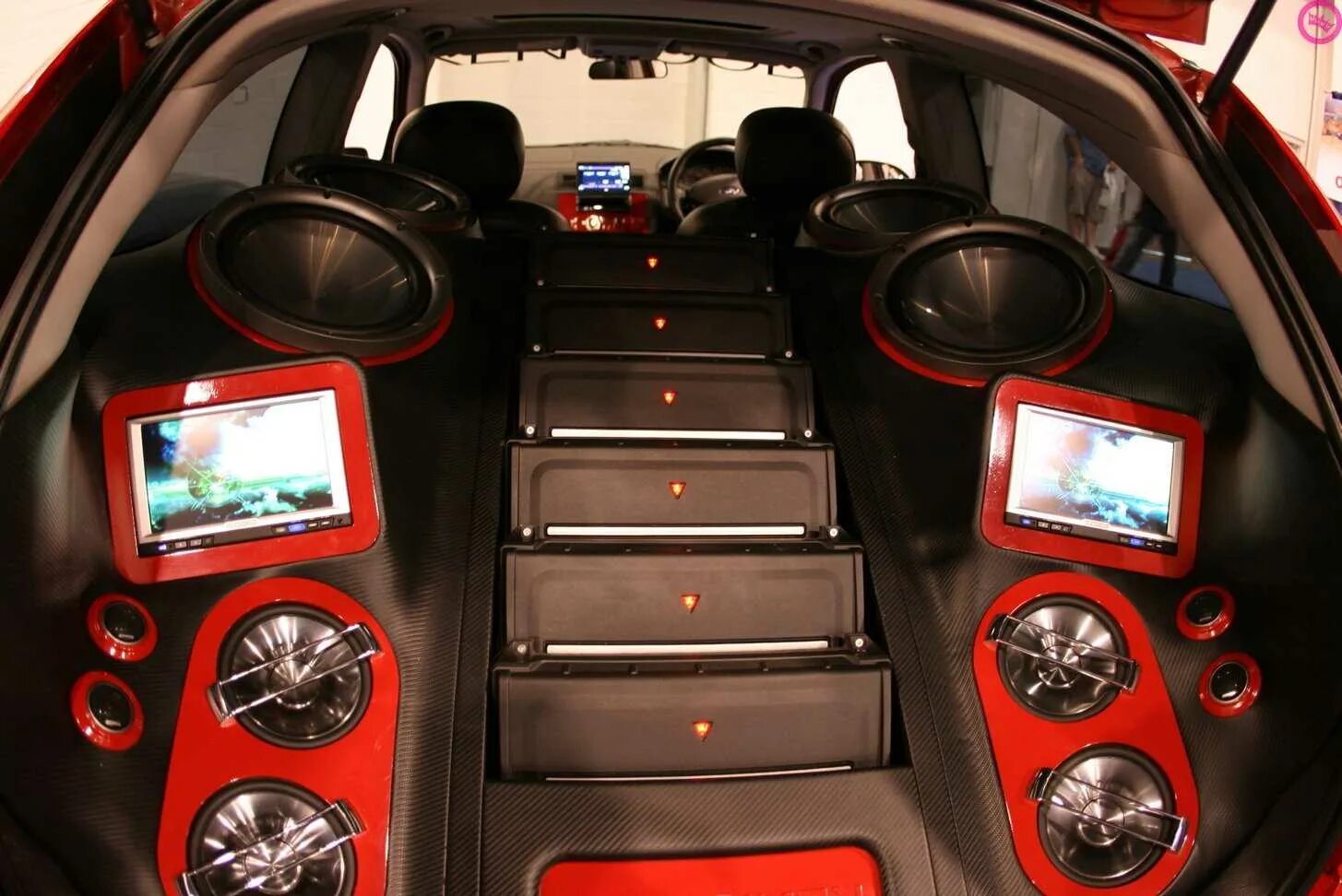 Звук авто на смс. Автозвук. Звук авто на смс. Акустическая система для автомобиля. Аудиосистема в машину.