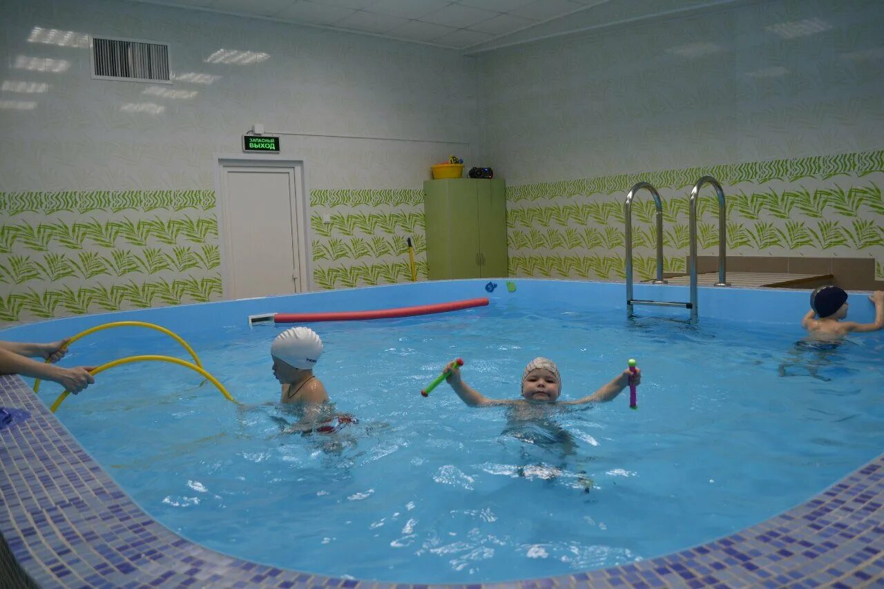 бассейн железнодорожников