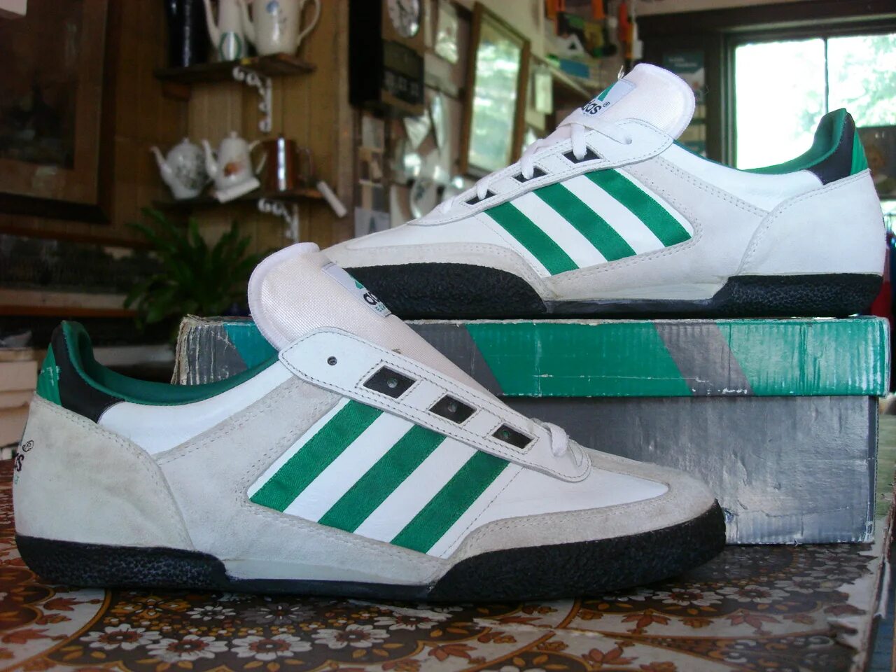 Кроссовки адидас 90. Adidas Equipment 1994. Adidas Эквипмент 1980. Кроссовки adidas Equipment 90-х-2000.