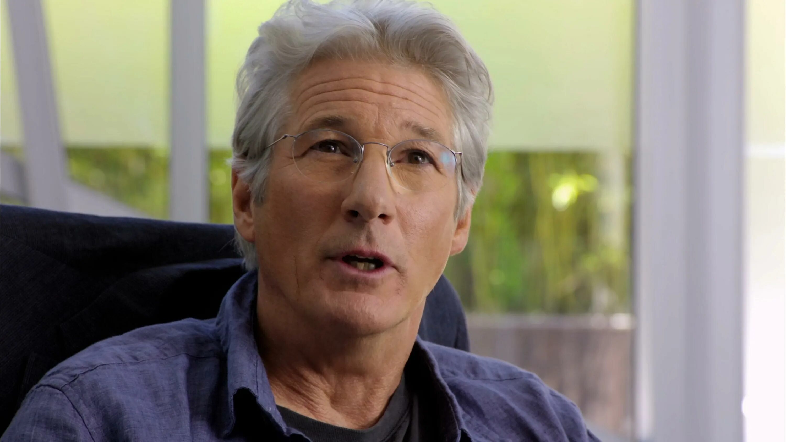 Муви лет. Муви 43 (2013). Джерард батлер муви 43. Movie 43 хью джекман. Дэвис муви 43.