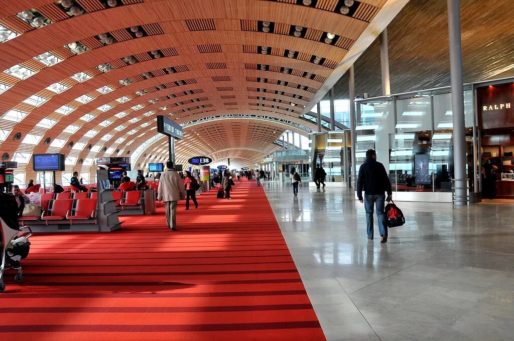 Аэропорт Париж Шарль-де-Голль CDG, онлайн табло прилёта и вылета, адрес где нахо
