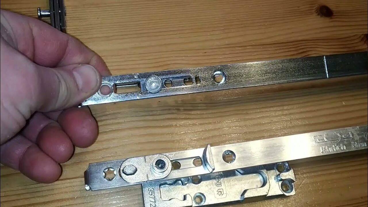 Gu uni jet. Фурнитура gu uni-jet. фурнитура gu jet ak 8. нижняя петля gu uni-jet. g-u uni jet 13 мм.