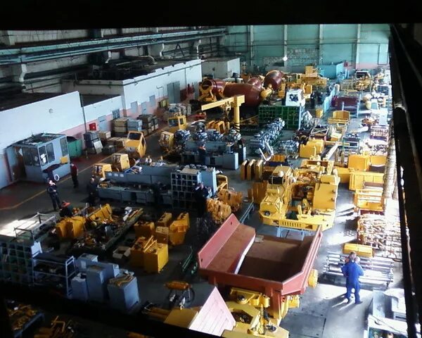 завод моаз в могилеве. могилевский автомобильный завод кирова. завод имени кирова могилев. белаз 1956. завод моаз в могилеве.