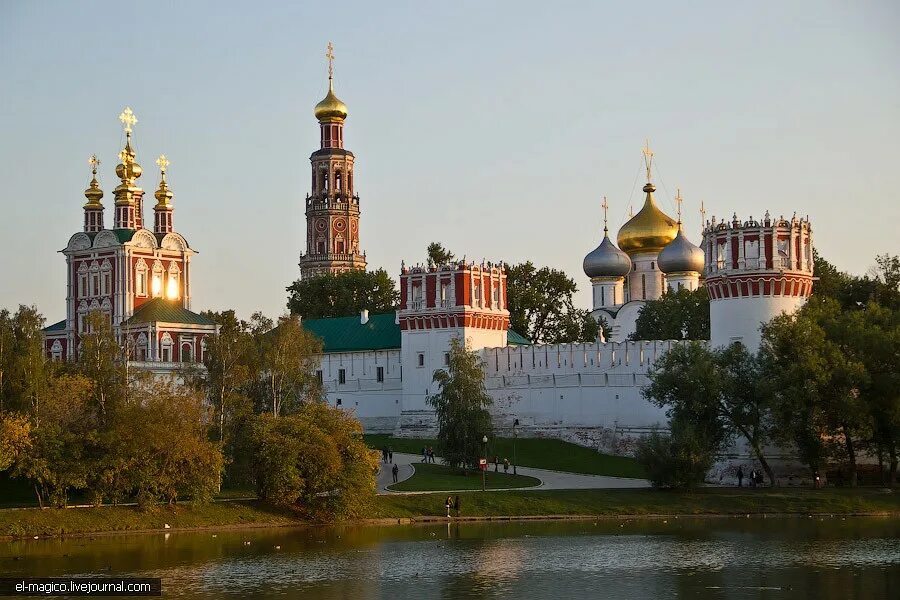 Реставрация новодевичьего монастыря. Новодевичий женский монастырь. новодевичий богородице-смоленский монастырь. новодевичий монастырь юнеско. новодевичий монастырь реставрация.