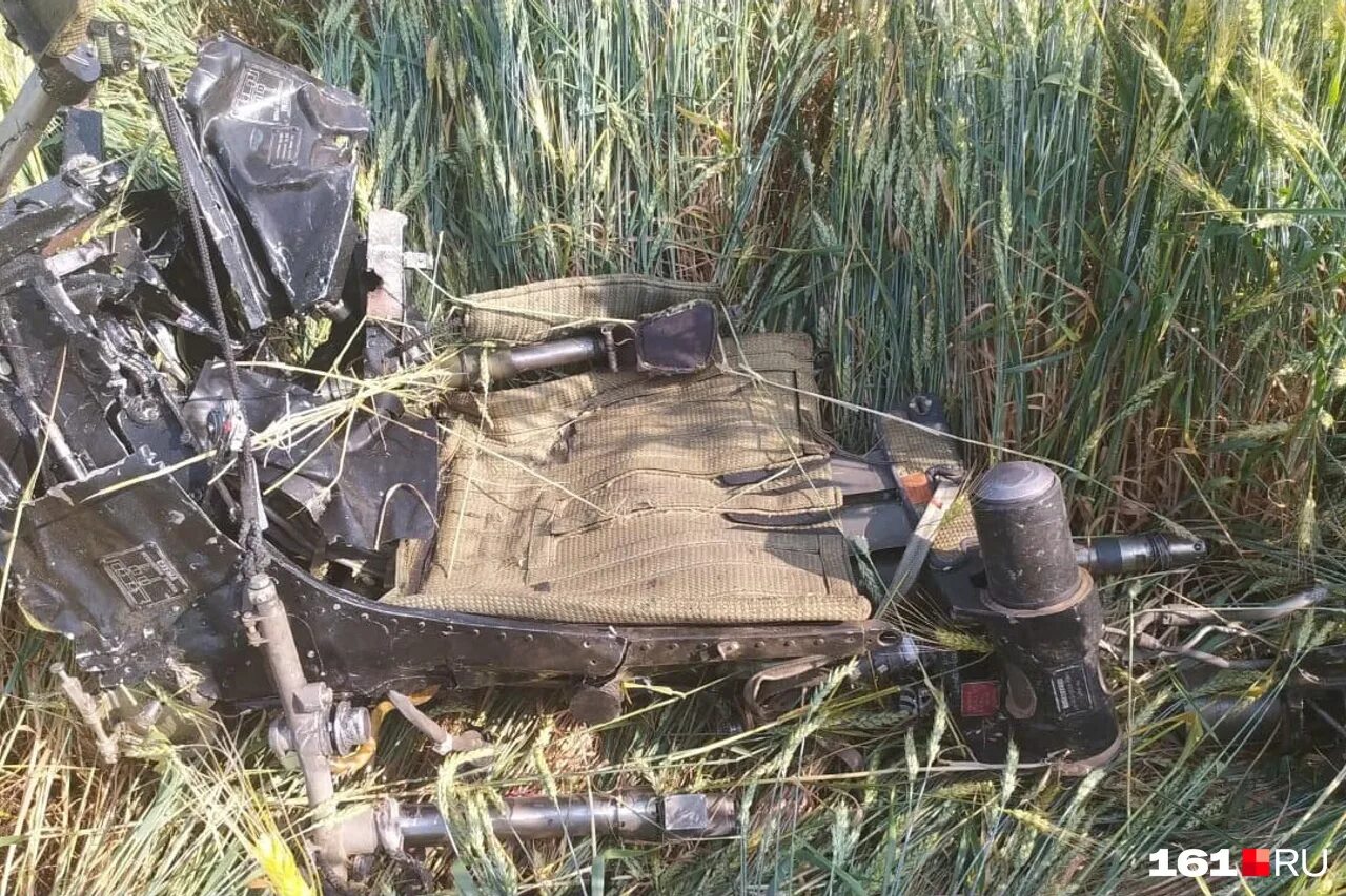 пожар на сиверса в ростове. сгорел автобус в санкт петербурге. мужчина упал с 17 этажа чебоксары. разбитая машина ваз 2106 белая. сейчас разбитый.