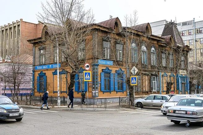 Читинский квартал. Журавлева 69. журавлева 69 чита. полутовский квартал чита. костел чита.