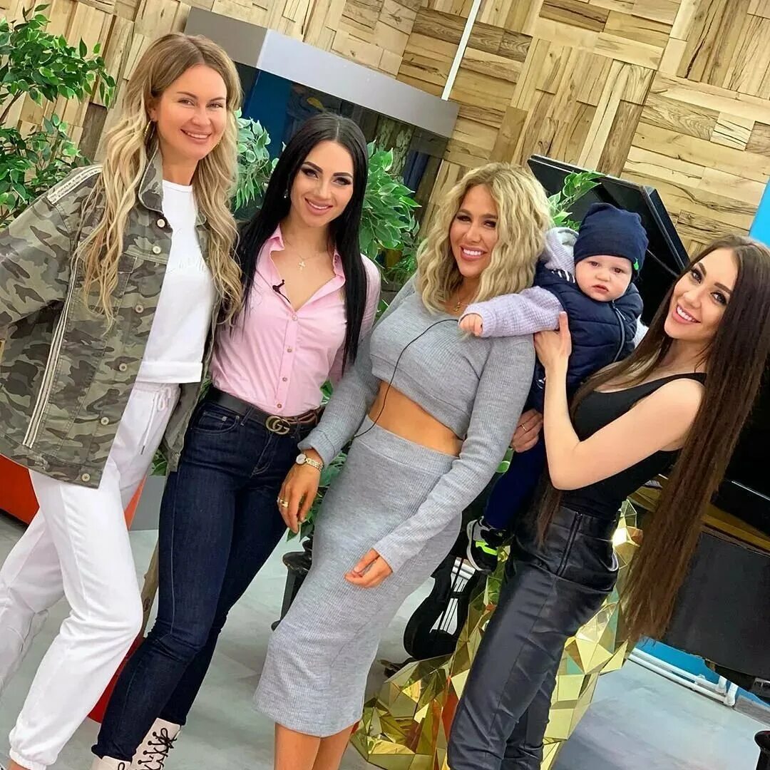 Дом 2 участники 2020. Дом-2 участники проекта. Дом 2 участники 2013. Участники телепроекта дом 2. Дом 2 участники 2008.