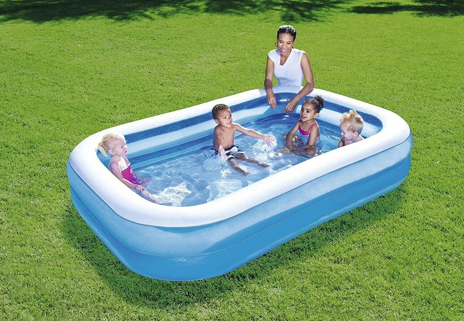 Какой бассейн лучше интекс. Bestway бассейн надувной 262х175х51см Blue Rectangular Family Pool (54006b)810-233. Бассейн надувной Bestway Blue Rectangular Family 175х51х262см. Бассейн Bestway 262 х175 х 51. Бассейн Bestway Blue Rectangular Family 54006.