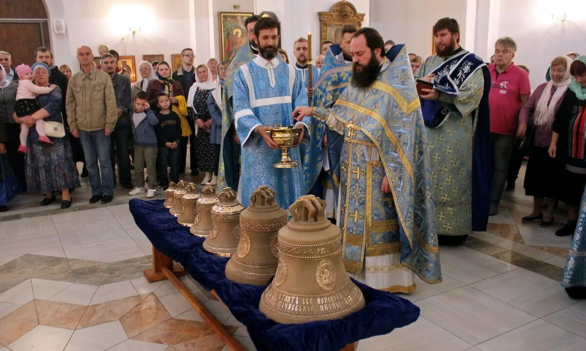 Московская епархия русской православной. Почаевский храм в Салтыковке. Храм Почаевской иконы Божией матери Балашиха. Салтыковка храм Почаевской иконы иконы храма. Почаевский храм в Салтыковке священники.