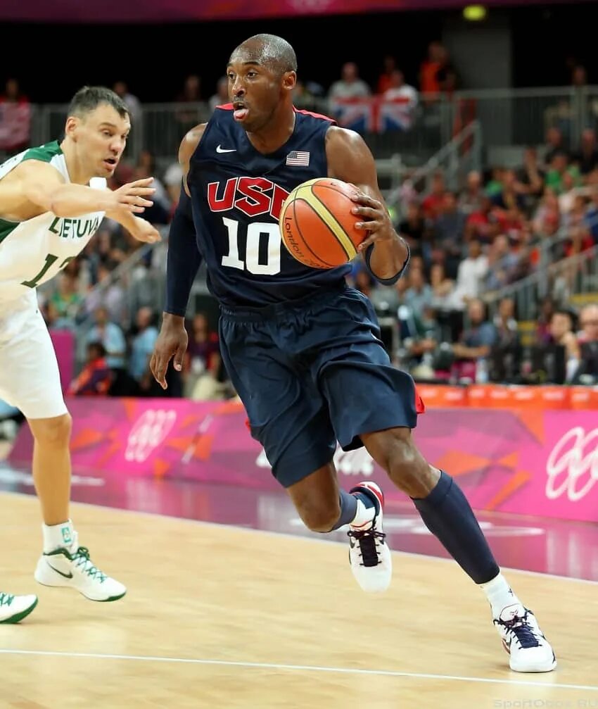 Сборная сша по баскетболу коби леброн. Баскетбол kobe bryant. Коби брайант баскетболисты сша. Коби брайант фото. Коби брайант олимпийские игры.