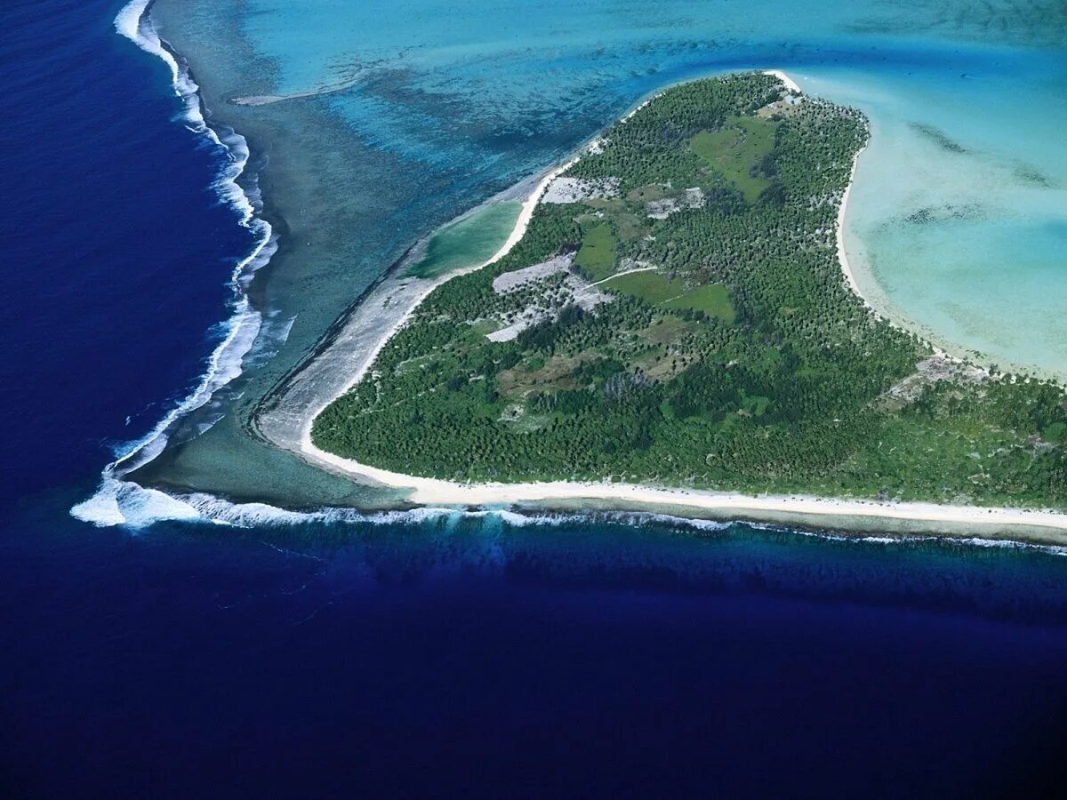 Остров Грин в тихом океане. Два острова. Треугольный остров. Тихий океан картинки. Назови остров тихого океана