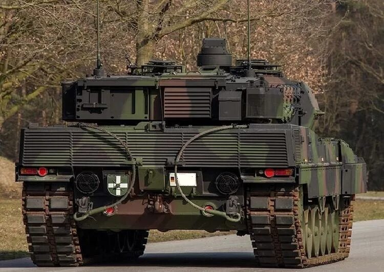 лео абрамс. леопард 2а4. леопард 2а7. Mbt leopard 2a4. лео 2.