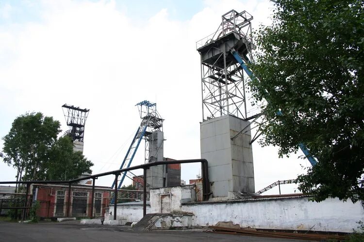 северный кузбасс угольная компания. анжеро судженский нефтеперерабатывающий завод. северный кузбасс логотип. северный кузбасс. северный кузбасс логотип.