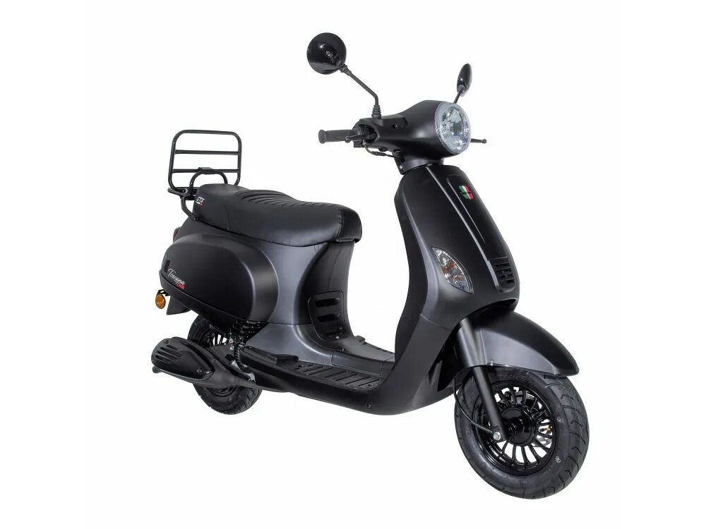 Скутер черный матовый. Блэк скутер. Скутер vento corsa 49 cc 150. Скутер черный. Скутер титан 2004 год черно красный.