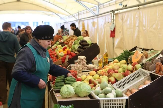 Ярмарка выходного дня Внуково. Ярмарка выходного дня Черкизовская. Ярмарка на Черкизовской. Ярмарка в Гольяново.