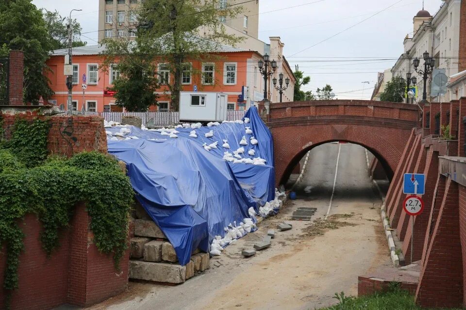 Каменный мост воронеж. Окружной мост воронеж. Каменный мост воронеж дождь. Каменный мост воронеж. Каменный мост воронеж 19 век.