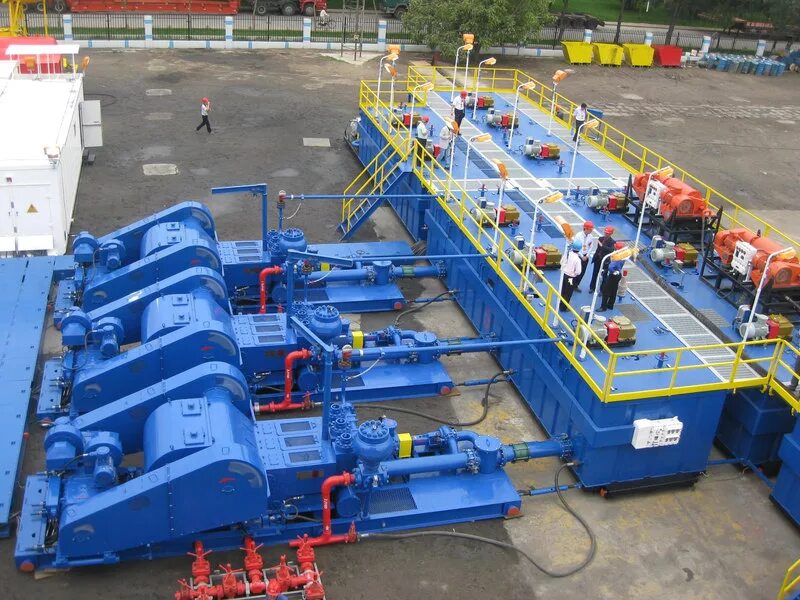 Буровой насос tws 600. Буровые блоки. Циркуляционная система цс-240. Емкость для бурового раствора 40 м3. Блок грубой очистки бурового раствора 50м3.
