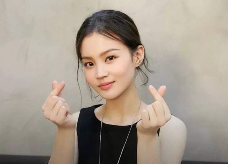 High lee. Ха. Lee hi. Ли ха на. Lee he певица.