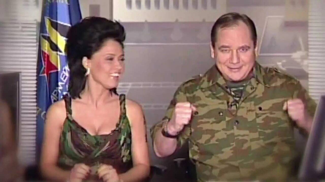 Армейский магазин передача. Армейский магазин передача логотип. Армейский магазин первый канал. Армейский магазин телепередача ведущие. Армейский магазин первый канал.