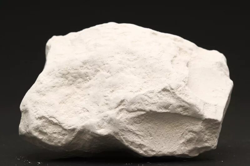 Белые полезные ископаемые. Известняк limestone White. Известняк мел. Мелоподобный известняк. Мел минерал.