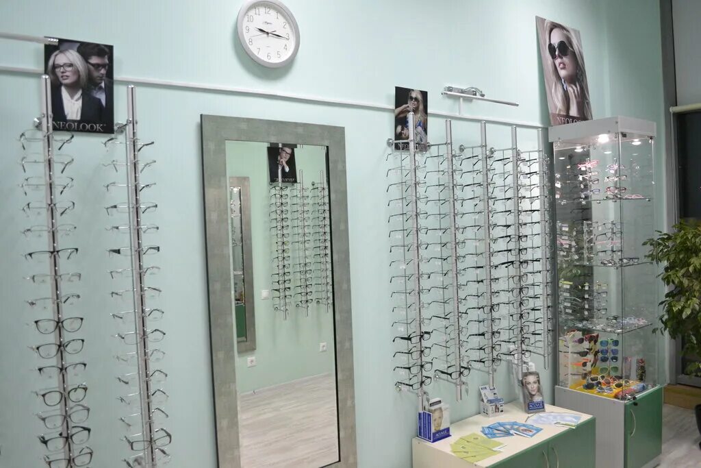 оптика на таганке. салон оптики глаз. салон оптики glaz almaz. взгляд оптика чита. современный салон оптики.