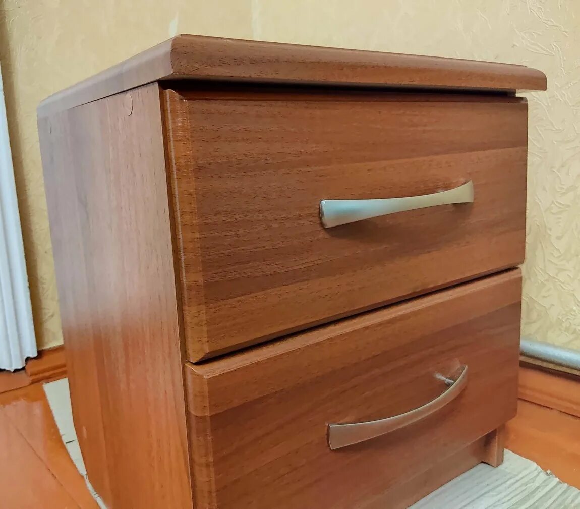 Тумба прикроватная шале. Тумбочка прикроватная шатура орех. Тумба прикроватная polly, орех. Тумба прикроватная орех итальянский. Комод мерлен 707 итальянский орех.