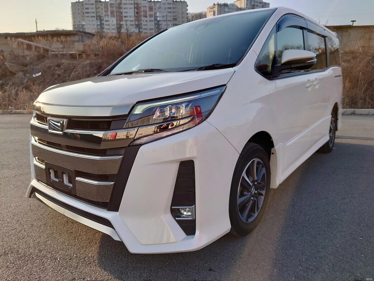 тойота вокси 2022 гибрид. Toyota noah iii (r80), 2017. Toyota noah 2017 4wd. Trd noah 80 2017. тойота вокси 2020.