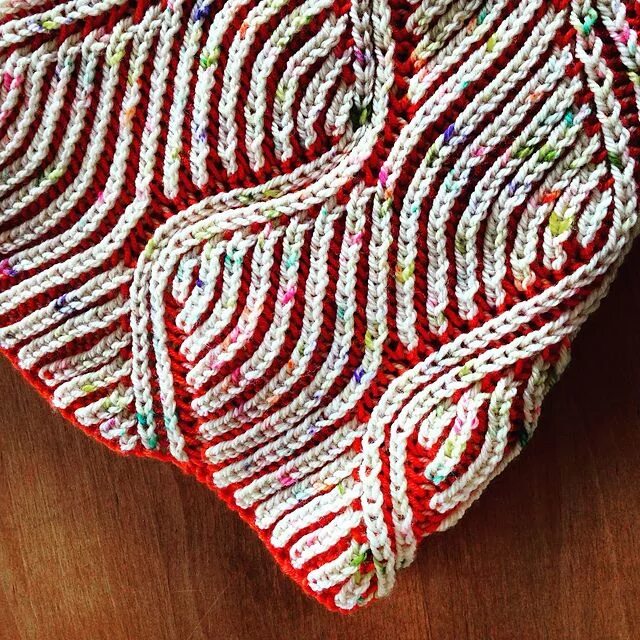 Техника бриошь крючком. Техника вязания Бриошь. Резинка Бриошь. Бриошь техника вязания спицы. Коса Бриошь.