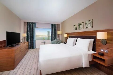 Hampton 4