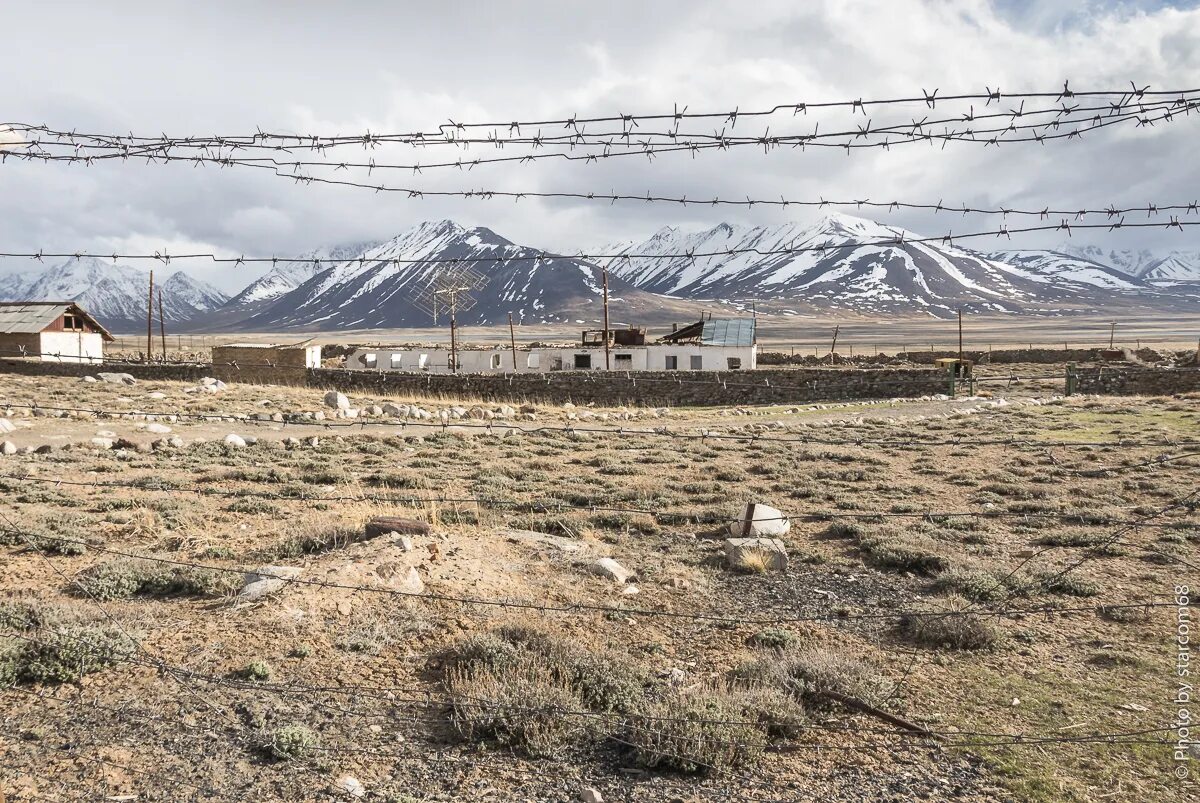 Застава. Застава Зоркуль на памире. Погран застава Зоркуль Памир. Таджикистан Зоркуль застава. Таджикистан Памир застава.