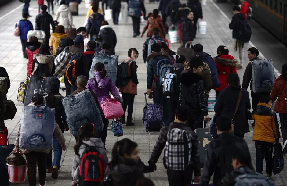 Миграция. Миграция граждан. Миграция населения люди. Миграция в города. Миграция людей.