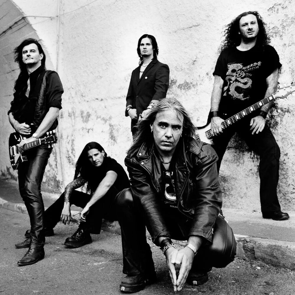 Helloween группа 2021. Helloween гурт. Вокалист хэллоуин. Helloween группа 1987. Helloween группа 1987.