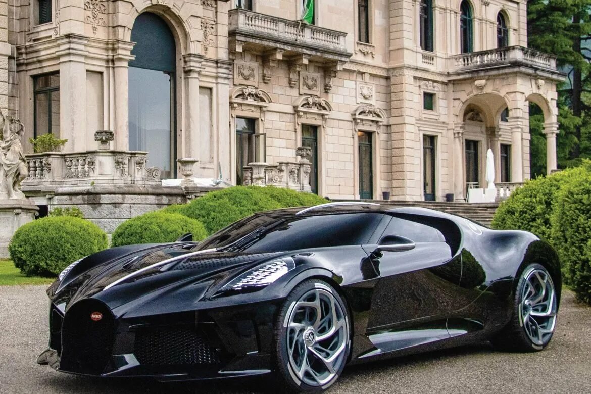 Bugatti voiture noire цена. Бугатти 1200000000. Бугатти la voiture noire. Бугатти чёрная машина. Бугатти самая дорогая Бугатти.