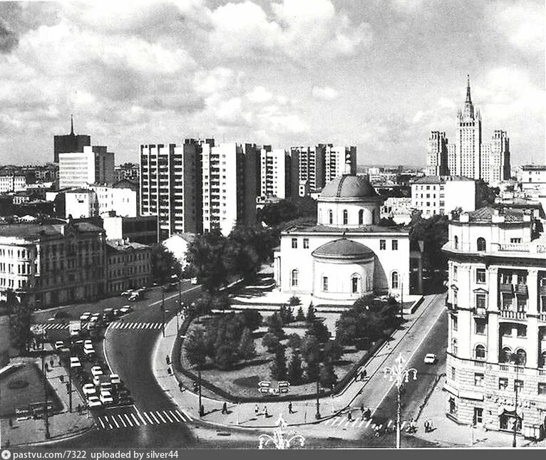 Никитские ворота москва. Площадь никитские ворота. площадь никитских ворот в москве. старая москва никитские ворота.