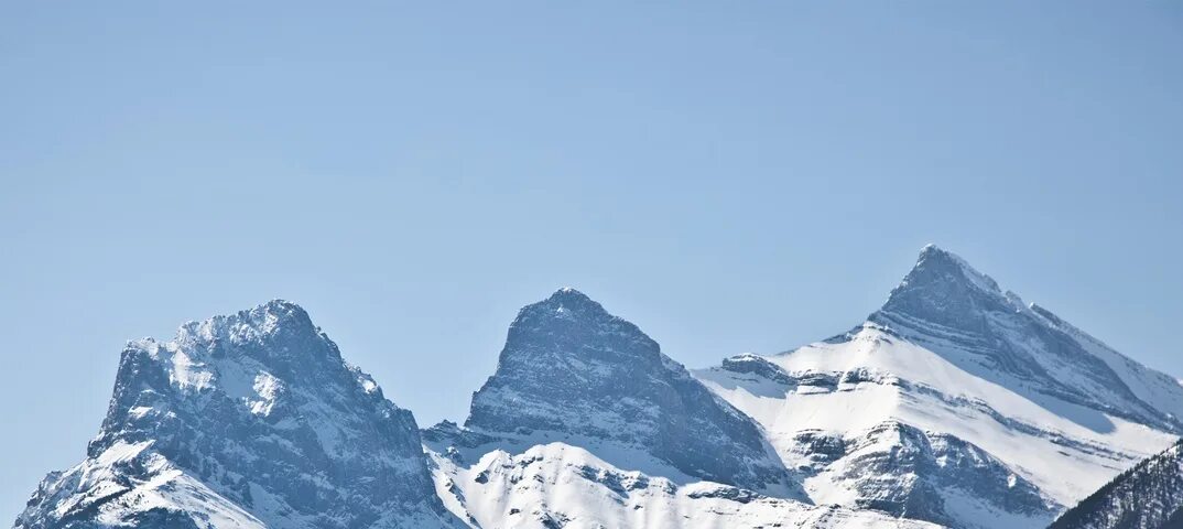 Тыва красноярский край гора три медведя. Тыва красноярский край гора три медведя. Республика тыва гора три медведя. Красноярский край гора три медведя. Гора 3 медведя.