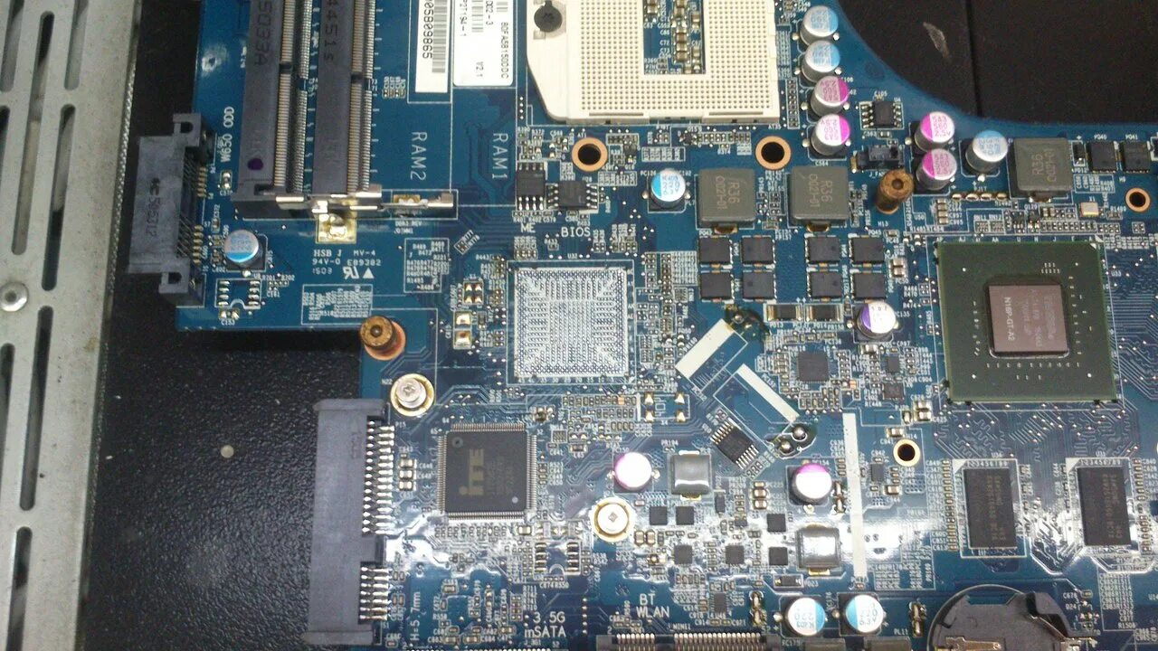 Ноутбук dexp ssd. Dexp atlas h157 материнская плата. материнская плата ноутбука atlas h115. dexp atlas h118 материнская плата. материнская плата ноутбука dexp q110.