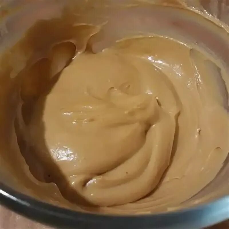 Карамельный крем для торта. Карамельный масляный крем. Торт с заварным кремом. Крем чиз крем брюле. Тесто в карамели как называется.