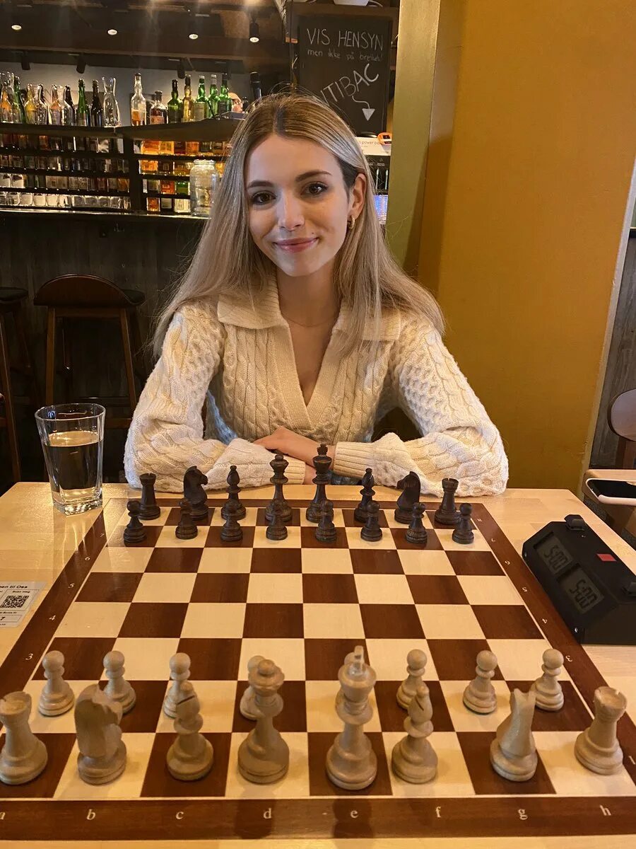 Anna cramling. Анна крамлинг шахматы. анна крамлинг. анна крамлинг шахматы фото. anna cramling hot photos.