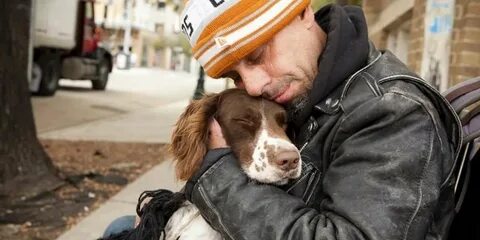 Intimate Photos Capture Very Real Bond Between Homeless People And Their Pe...