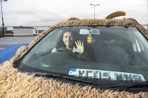 Девушка превращается в машину