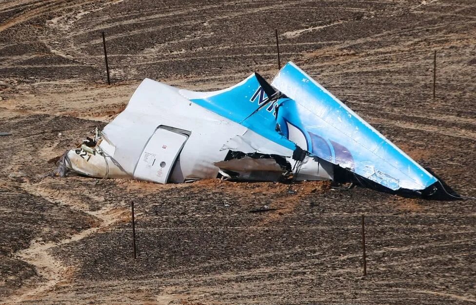 Российский самолет в египте. Катастрофа a321 над Синайским полуостровом. Когалымавиа катастрофа 2015 тела.