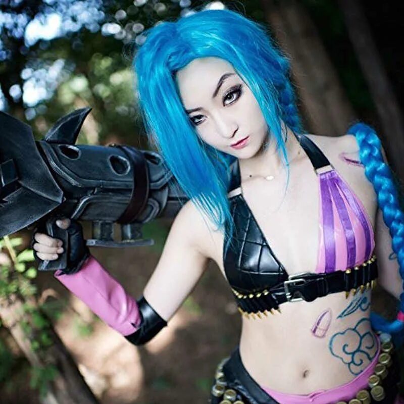 Jinx cosplay. Fay Suicide Джинкс. Парик Джинкс. Джинкс косплей.