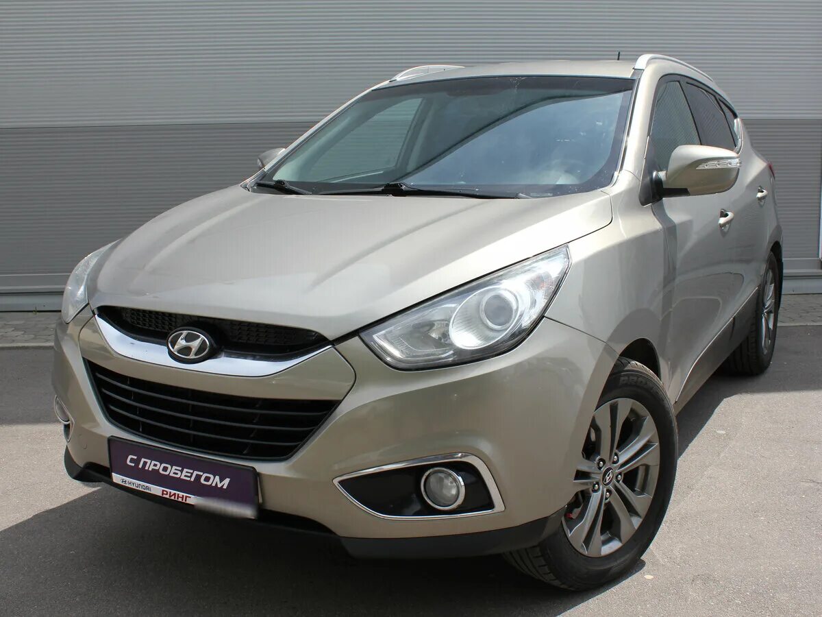 авто с пробегом хендай 35. авто с пробегом хендай 35. хендай ix35 белый. Hyundai ix35. квадратные номера на хундай их35.