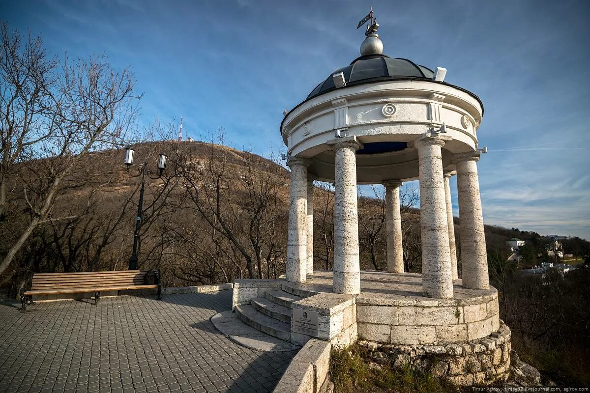 Достопримечательности города пятигорска. Эолова арфа пятигорск. гора машук эолова арфа. пятигорск достопримечательности машук. ротонда «эолова арфа».